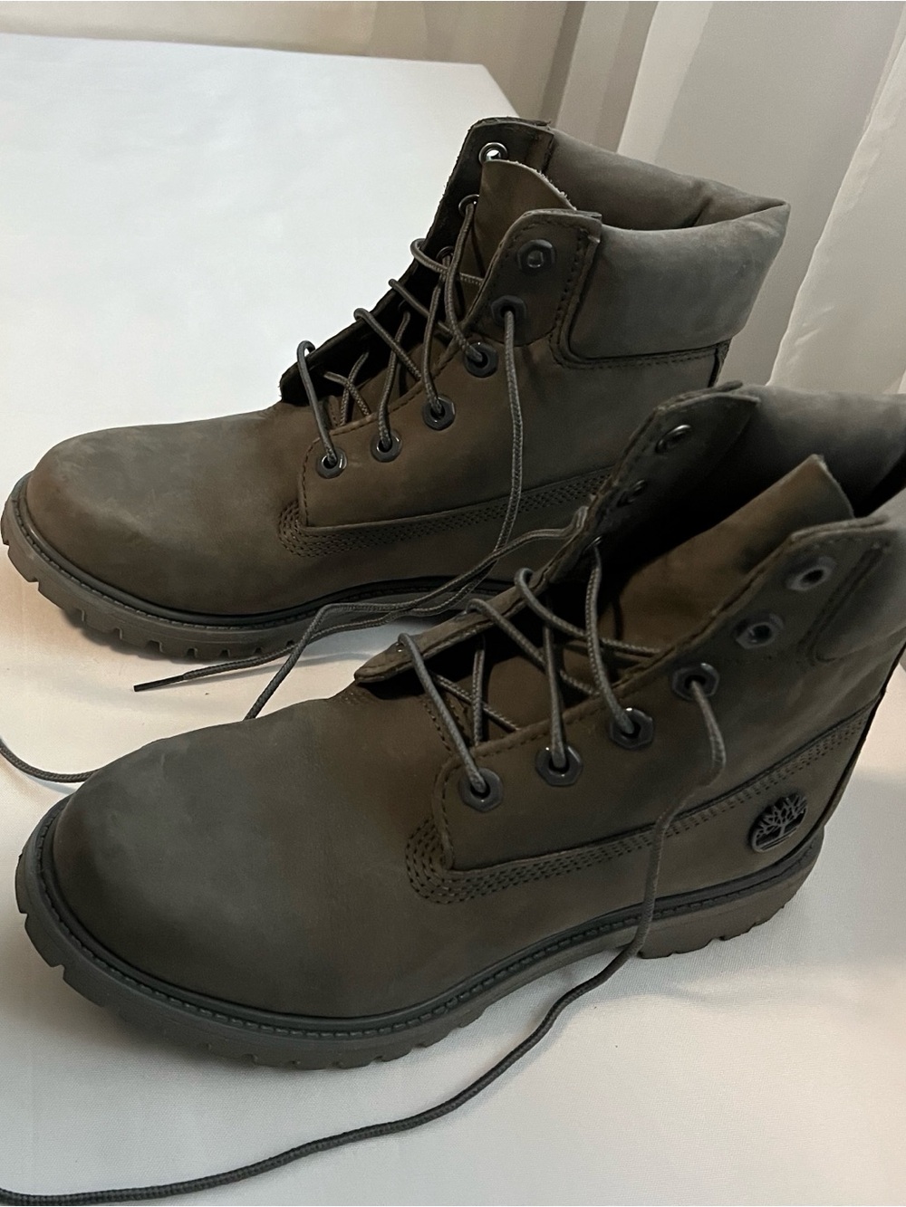 Women’s Grey Timberland Boots - Picture 5 of 13
